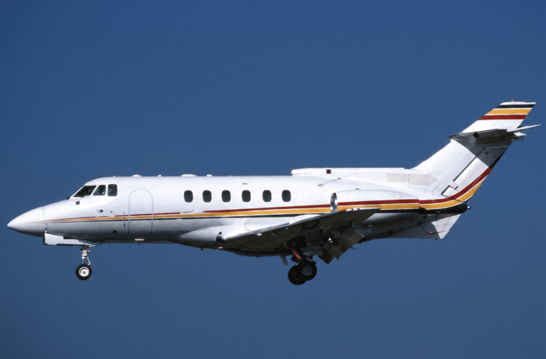 Hawker 600