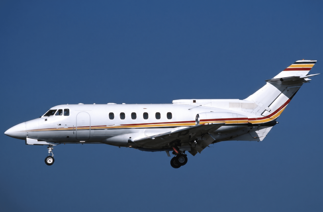 Hawker 600