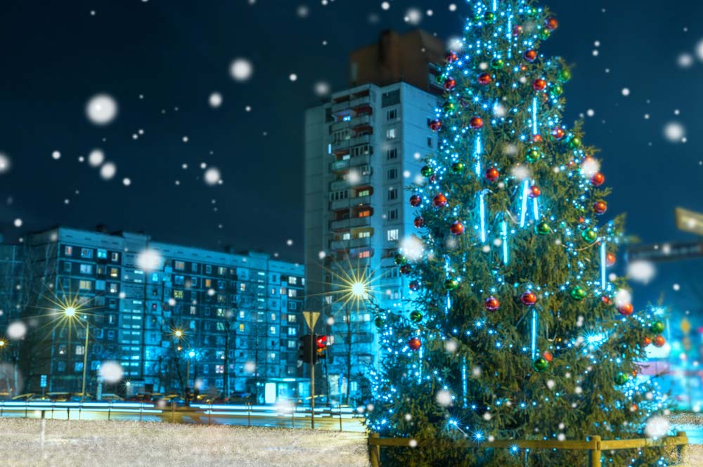 5 U.S. Towns with Incredible Christmas Celebrations
